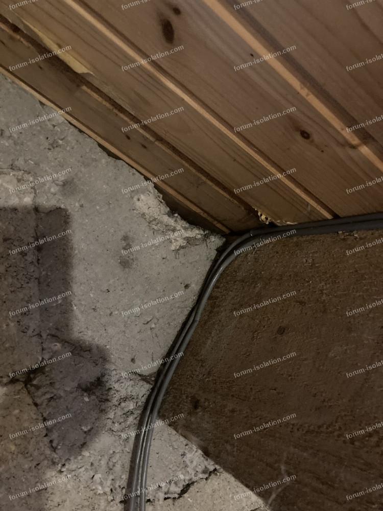 Jointer les interstices des murs